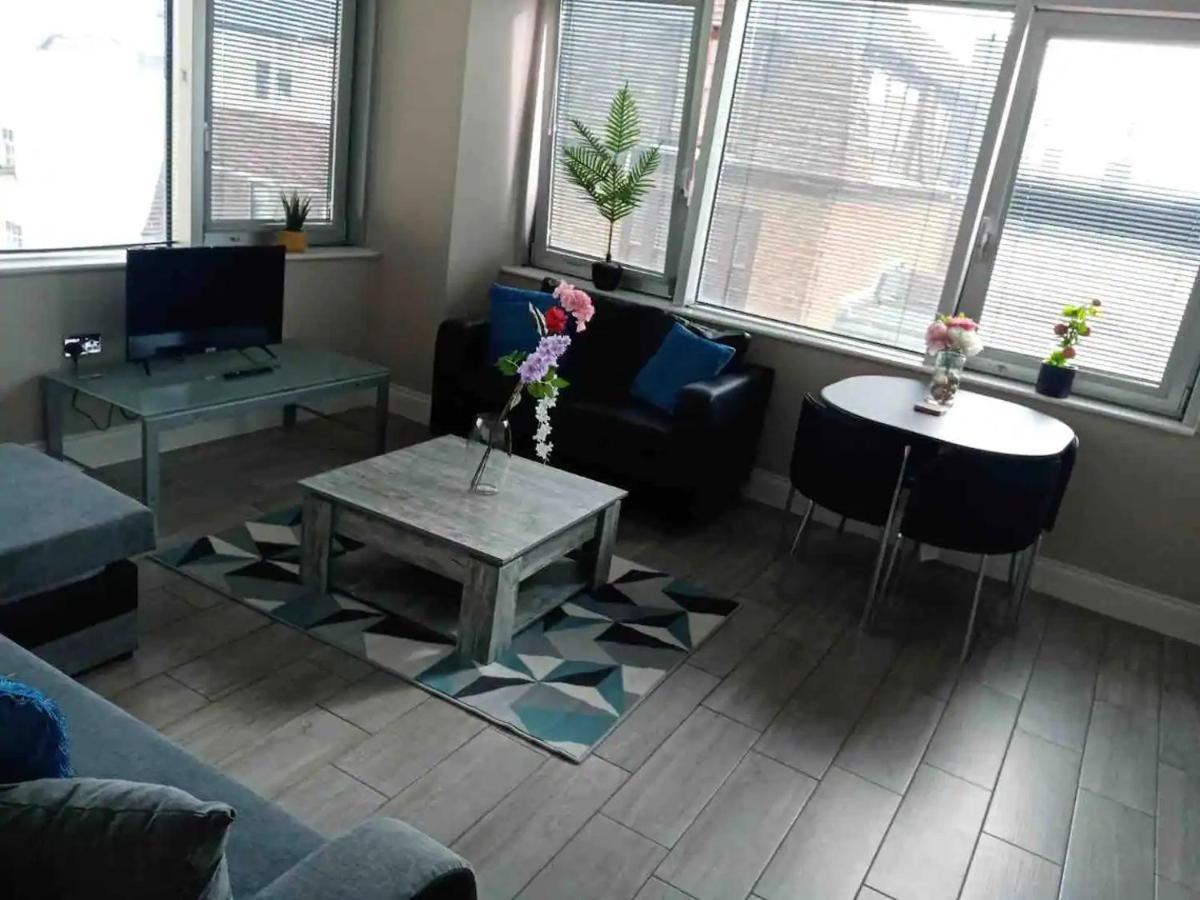 Beautiful Apartment Very Close To The Beach Brighton Eksteriør bilde